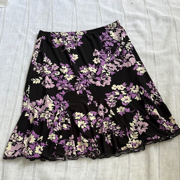 Susan Graver Black and Purple Ruffled Trumpet Skirt - Picture 4 of 8
